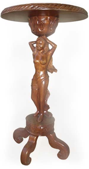 moters skulpturėlė - stalelis (carved wooden woman statue - stand)